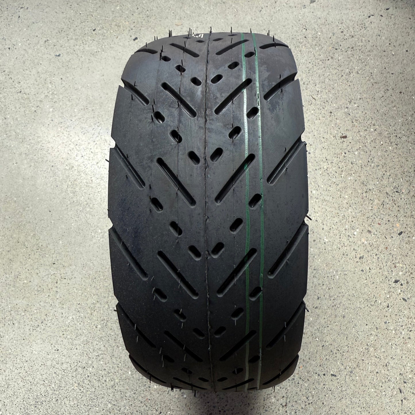 Boyueda s5-11 road tire Real shot
