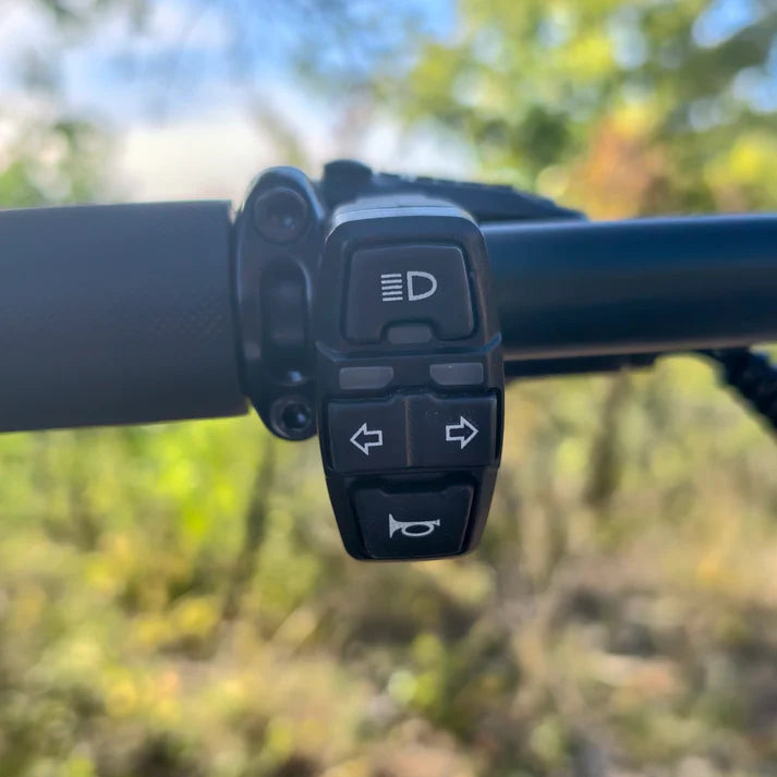 Original Four-control Switch For Boyueda E-
scooters