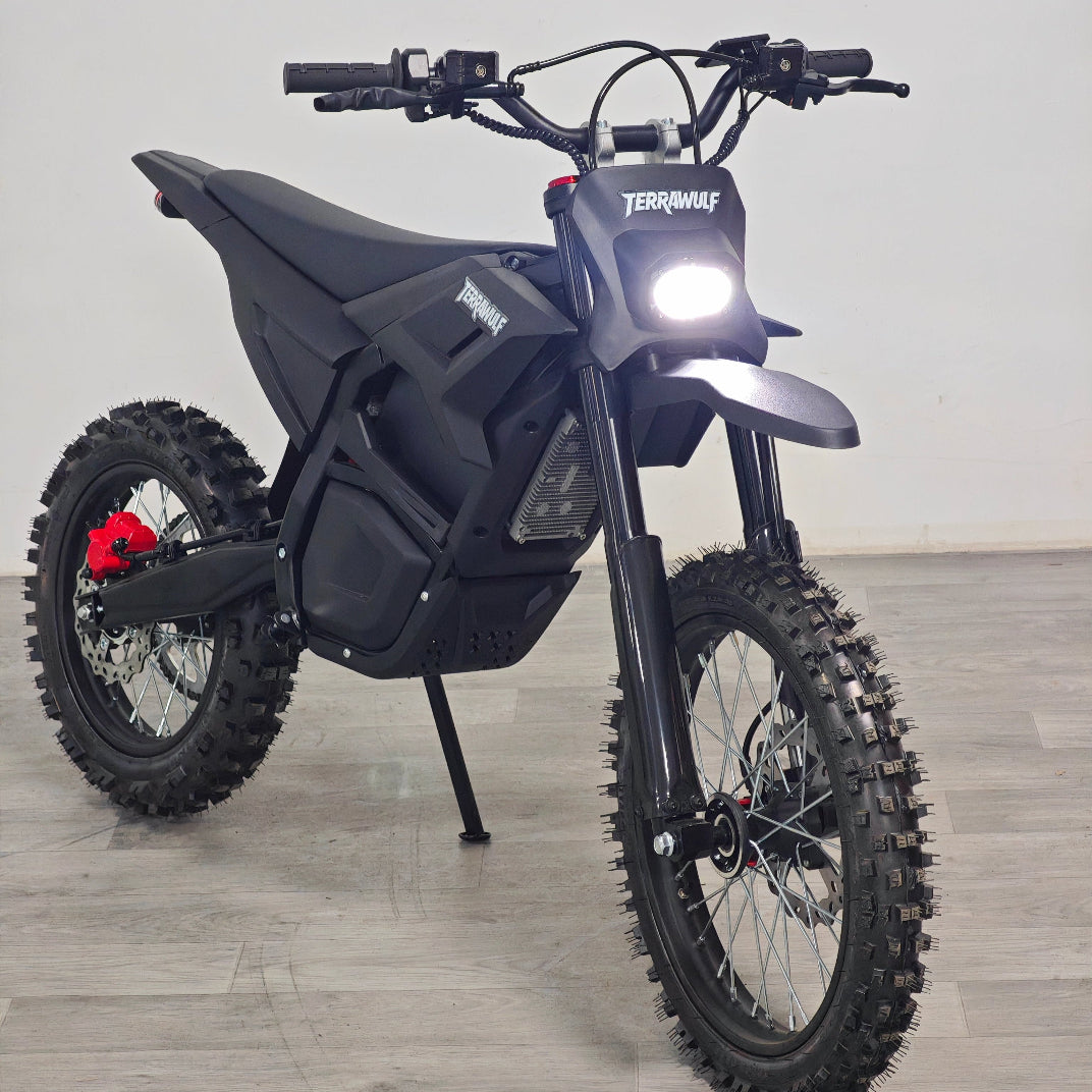 real shot of BOYUEDA M7 Electric Dirt Bike 