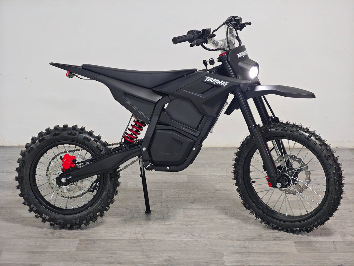 real shot of BOYUEDA Terrawulf M7 Electric Dirt Bike