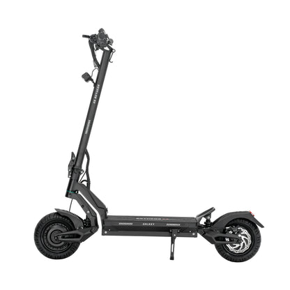 Side view of Boyueda G6 Dual Motor Foldable E-Scooter